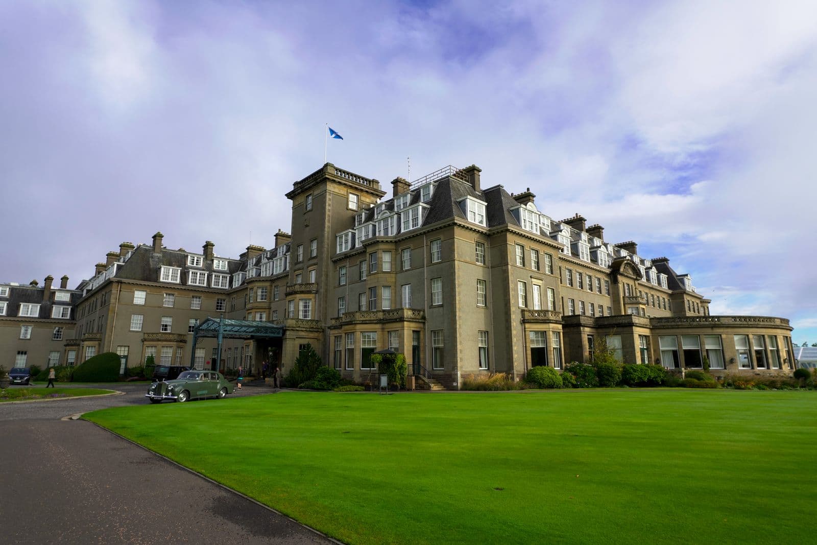 Program hotel, Scotland